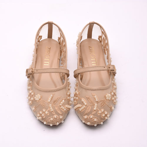 Bavelle Beige women’s pumps from Zirotti — stylish beige cushioned heels with flexible anti-slip sole for office and party wear.