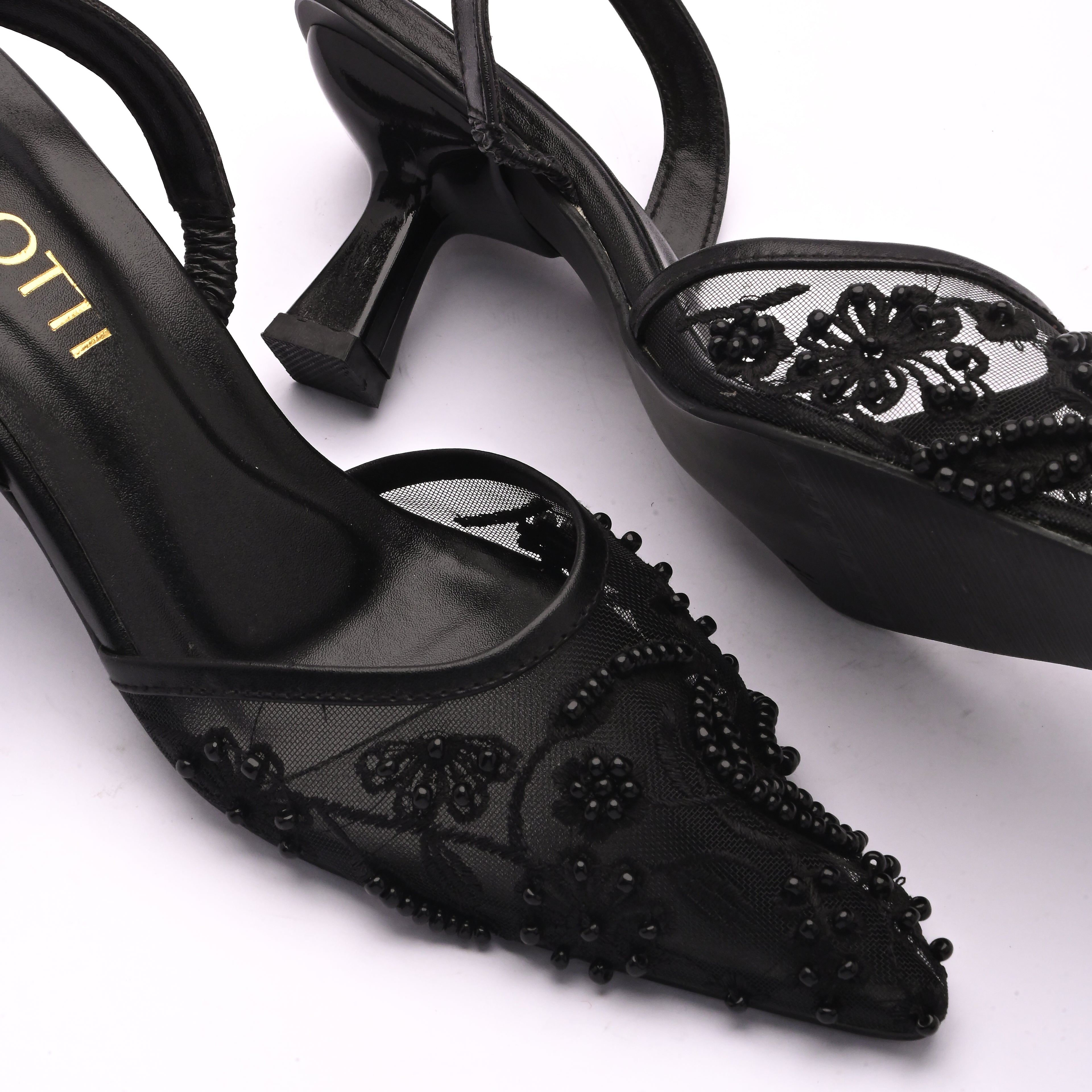 Cova Black women’s heels with cushioned insole by ZIROTTI