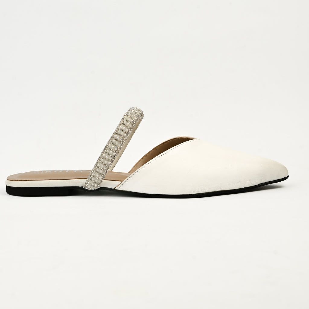 ZIROTTI Zephra women’s white flat shoes with pointed toe, pearl-white mesh front, and cushioned insole